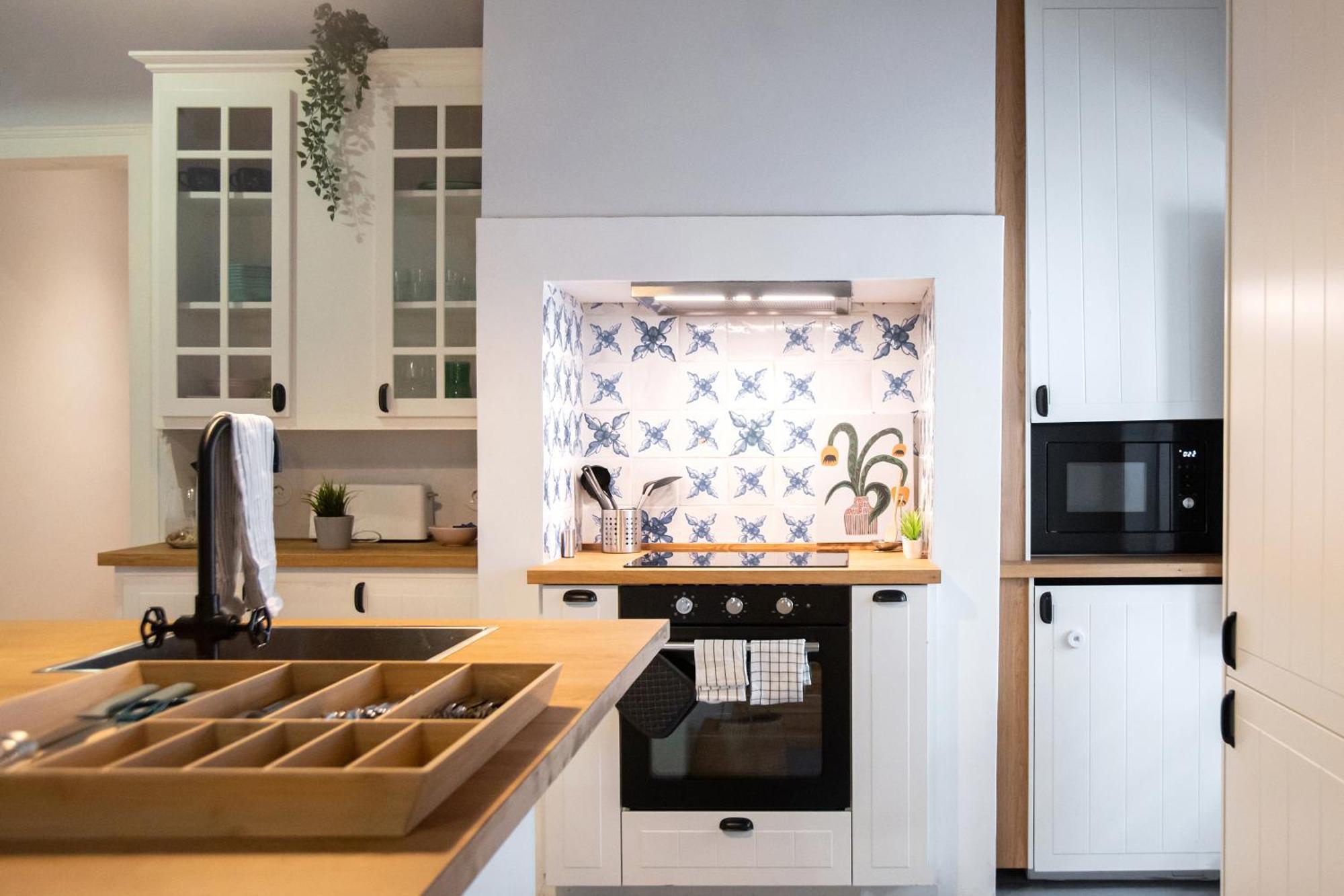 Charming 3-bedroom Retreat In The Heart Of Lissabon